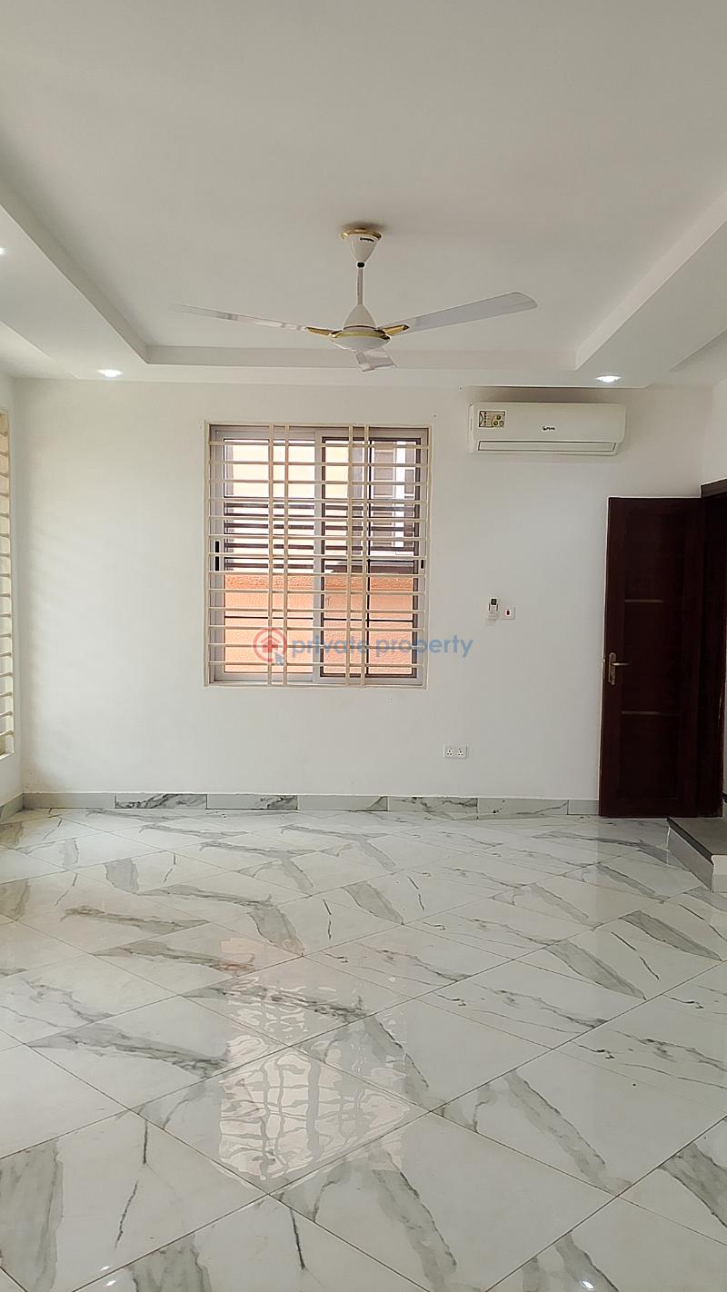 3 bedroom Detached Duplex For Rent East Airport Accra East Airport Airport Residential Area Accra - 9