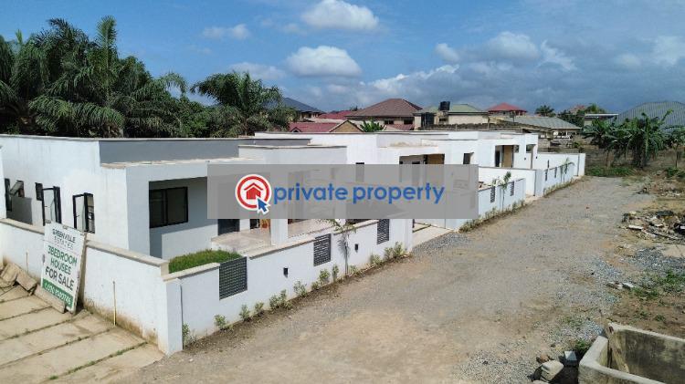 3 bedroom Townhouse For Sale &nbsp;sarpeman Amasaman Ga West Municipal Accra - 1