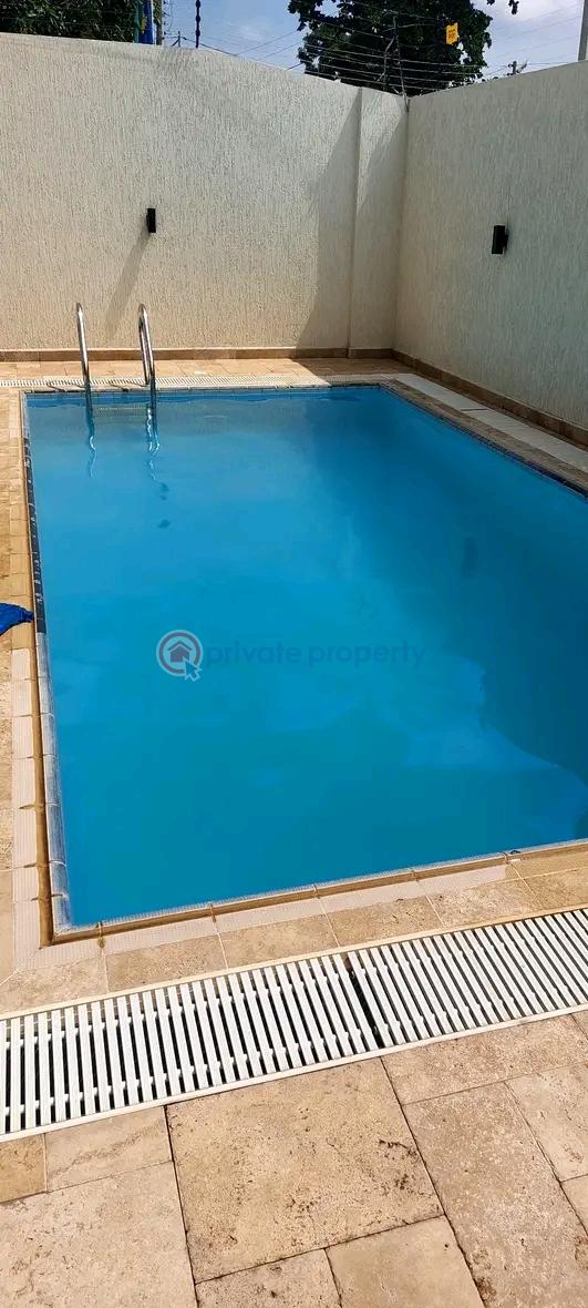 3 bedroom Townhouse For Rent Airport Residential Area Accra - 2