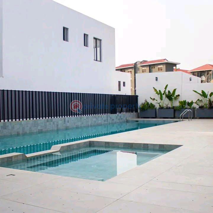 3 bedroom Townhouse For Sale Cantonments Accra - 3