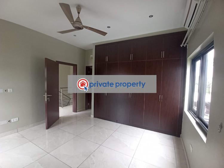 3 bedroom House For Sale &nbsp;ritz Junction Adenta Municipal Accra - 3