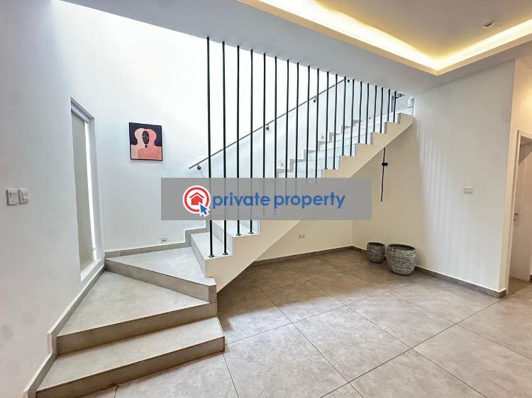 3 bedroom House For Sale &nbsp;school Junction Ashaley Botwe Adenta Municipal Accra - 3