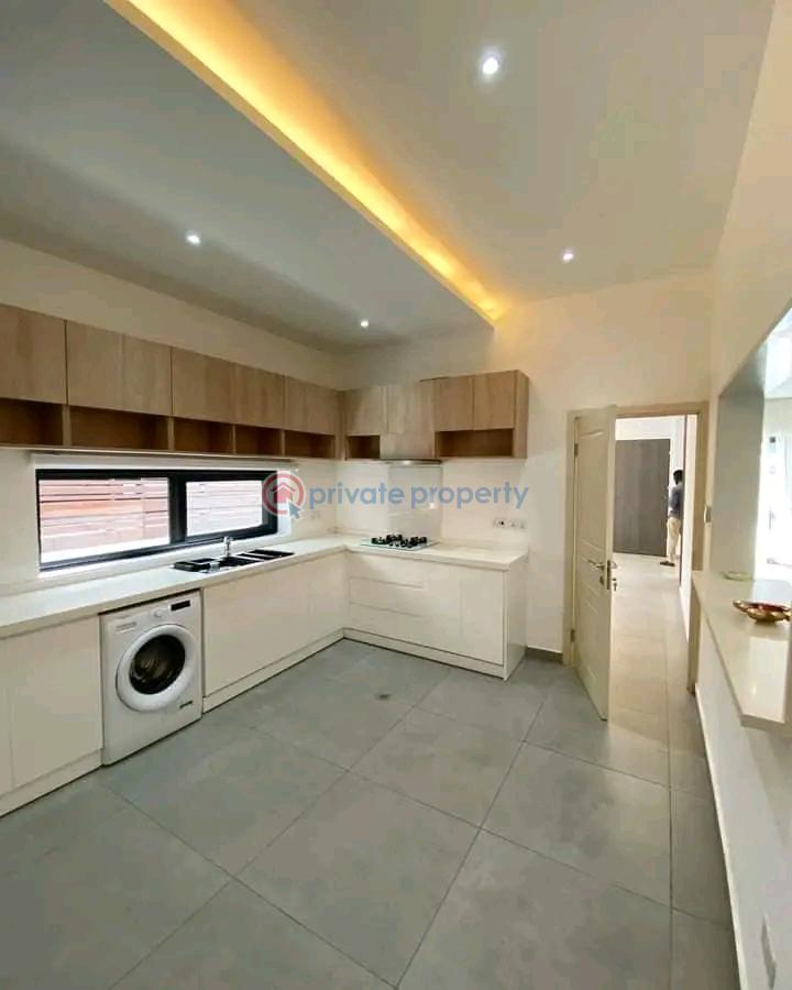 3 bedroom Townhouse For Sale Adjiringanor East Legon Accra - 4