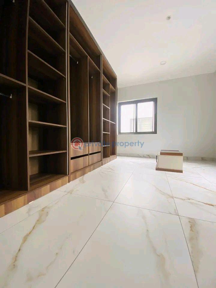 4 bedroom House For Rent Airport Residential Area Accra - 4