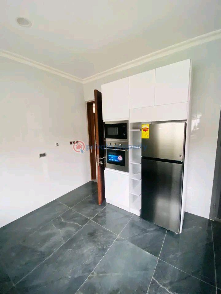 4 bedroom House For Rent Airport Residential Area Accra - 13