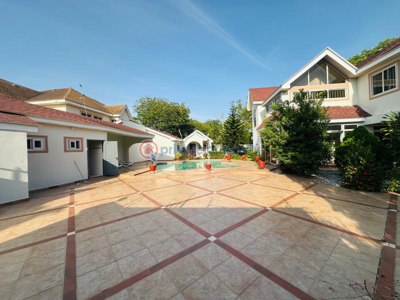 4 bedroom House For Rent North Ridge Accra - 4