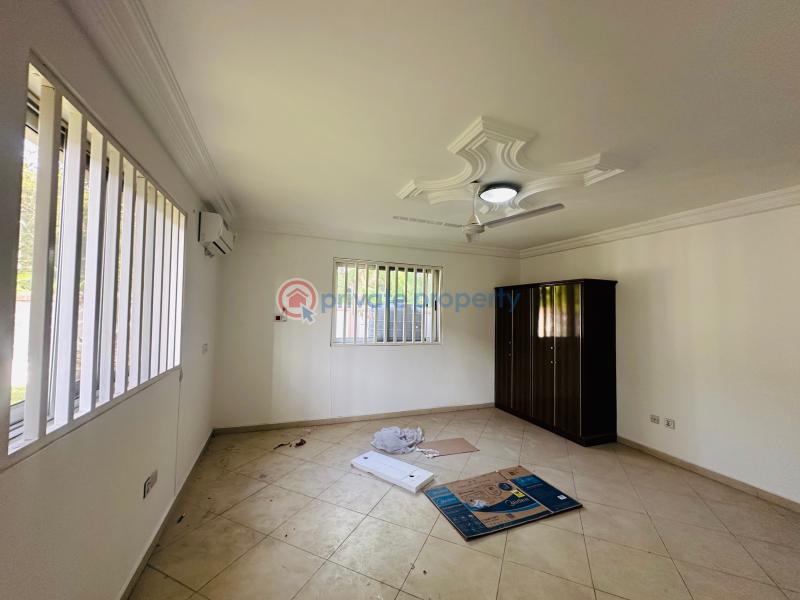 4 bedroom House For Rent North Ridge Accra - 16