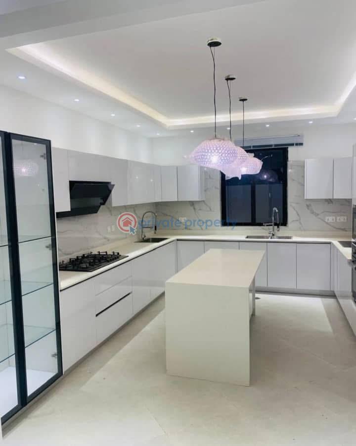 4 bedroom House For Sale Spintex Road Accra - 3