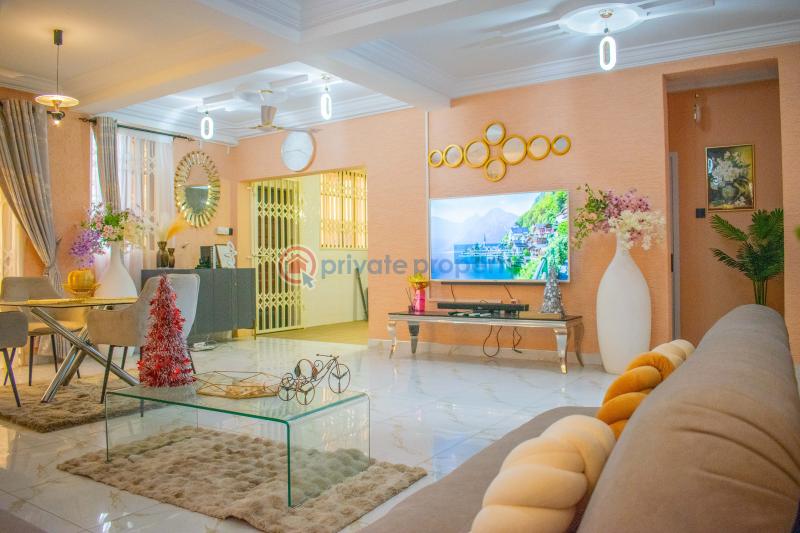 4 bedroom Semi detached Duplex Short let Cape Coast Jukwa Road, Mpeasem Ame Zion School First Speed Ramp Cape Coast Metropolitan Central Region - 4