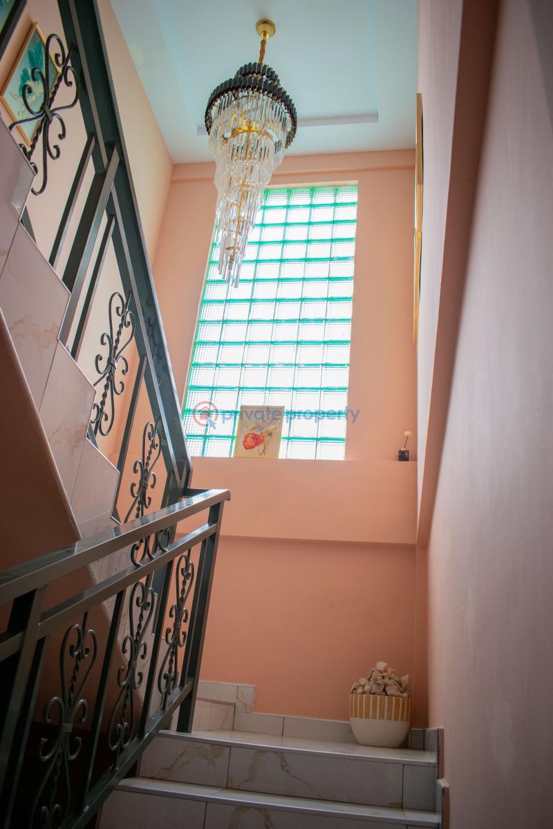4 bedroom Semi detached Duplex Short let Cape Coast Jukwa Road, Mpeasem Ame Zion School First Speed Ramp Cape Coast Metropolitan Central Region - 13