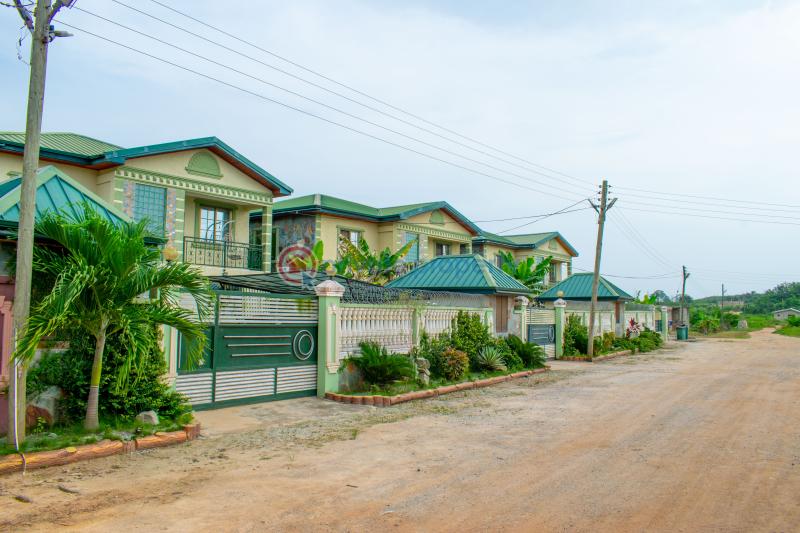 4 bedroom Semi detached Duplex Short let Cape Coast Jukwa Road, Mpeasem Ame Zion School First Speed Ramp Cape Coast Metropolitan Central Region - 16