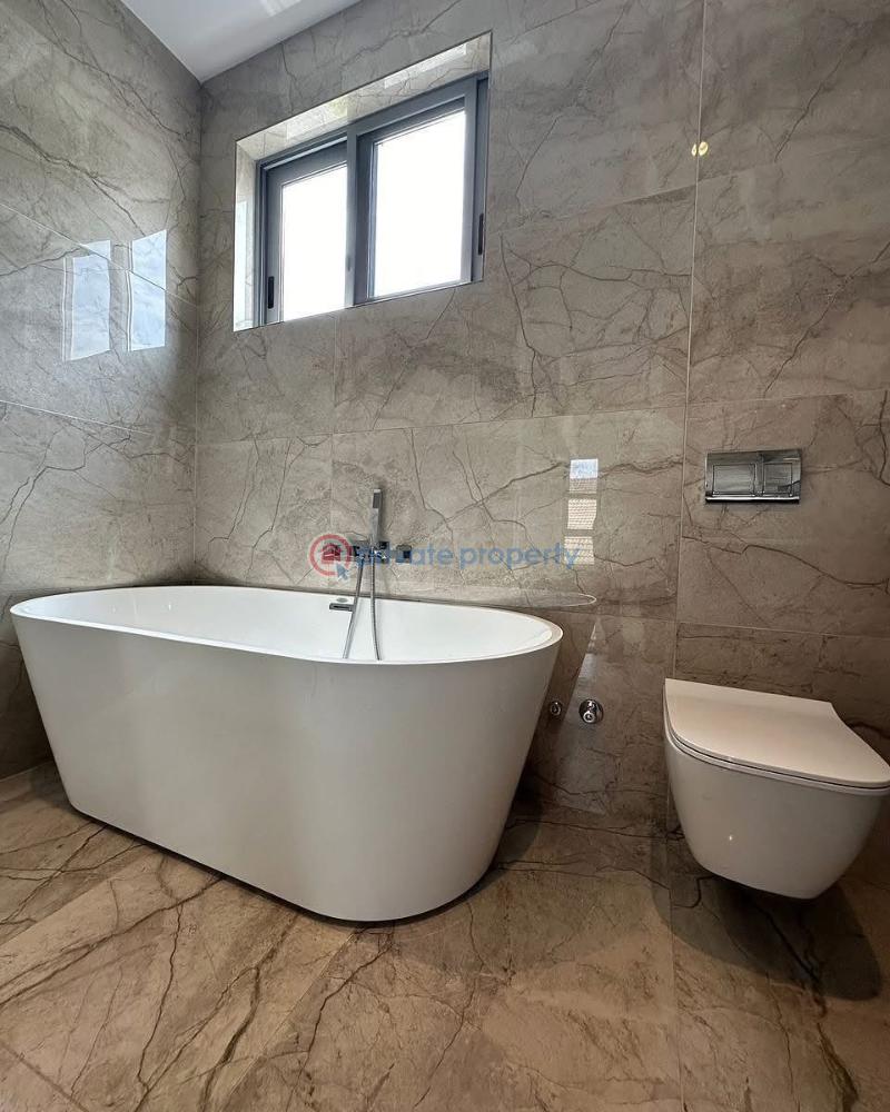 4 bedroom House For Sale Eastlegon East Legon Accra - 5