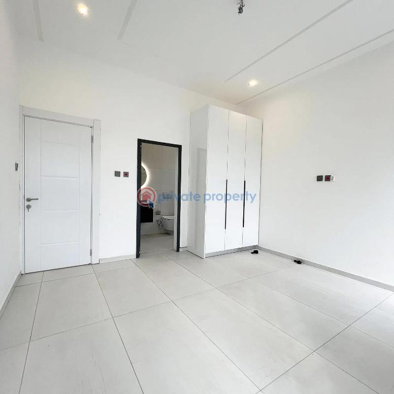 4 bedroom House For Sale Achimota Paraku Accra New Town  - 9