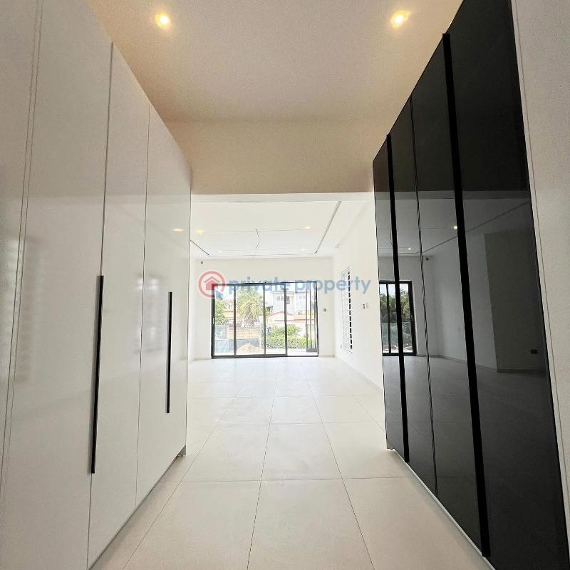 4 bedroom House For Sale Achimota Paraku Accra New Town  - 13