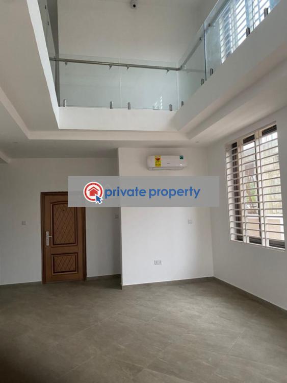 4 bedroom House For Sale &nbsp;baron Amrahia Adenta Municipal Accra - 1