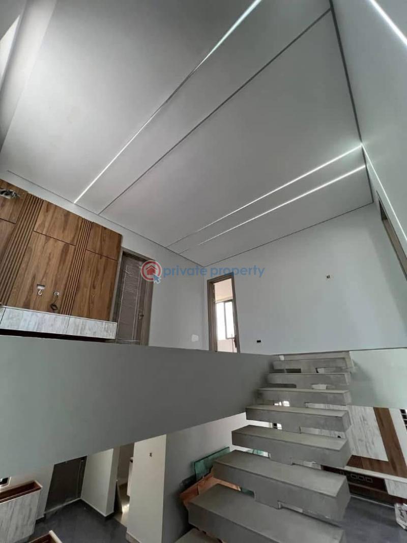 4 bedroom House For Sale Trassaco Springs School Junction East Legon Accra - 4