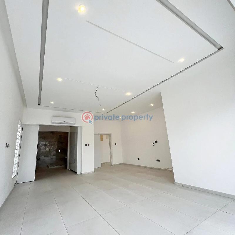 4 bedroom House For Sale Achimota Paraku Accra New Town  - 10