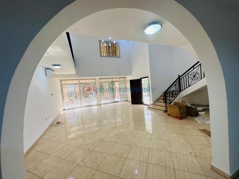 4 bedroom House For Rent North Ridge Accra - 15