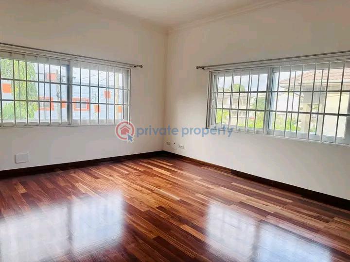 4 bedroom Townhouse For Rent Labone Labadi-Aborm Accra - 4
