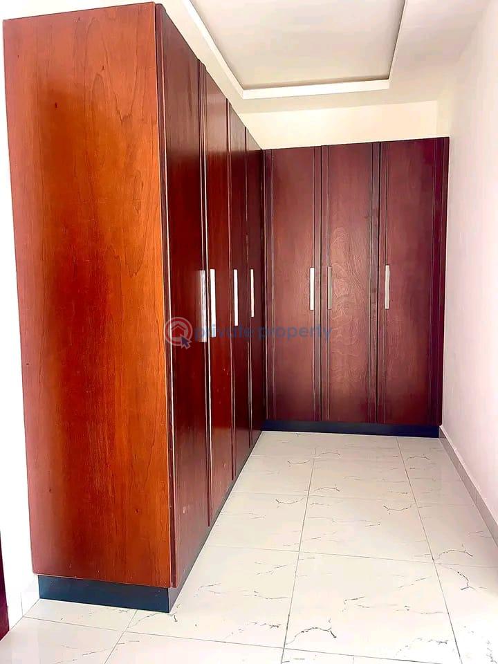 4 bedroom Townhouse For Rent East Legon Accra - 4