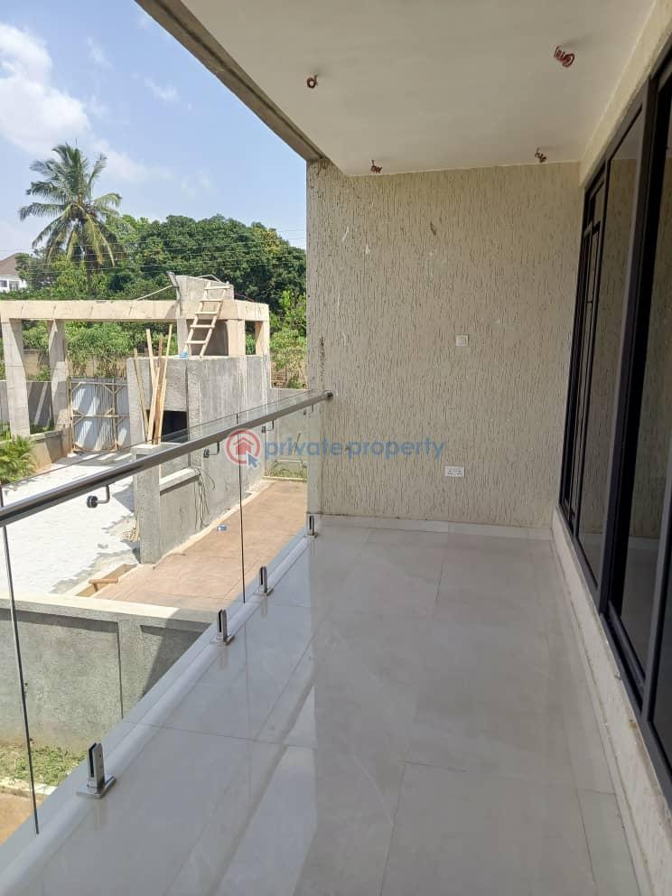 4 bedroom House For Sale Nhyiaeso Kumasi Metropolitan Ashanti - 4
