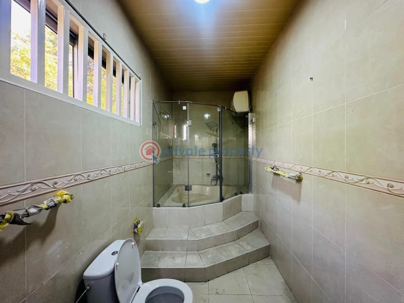 4 bedroom House For Rent North Ridge Accra - 20