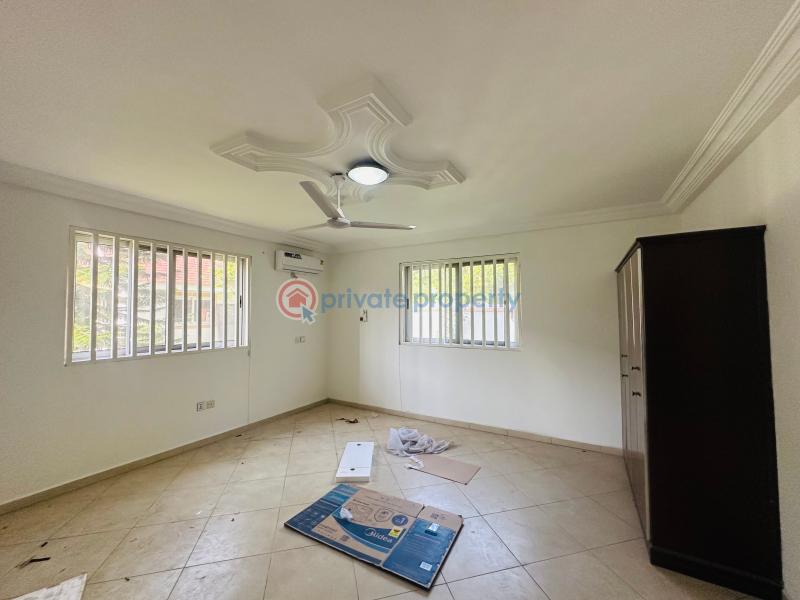 4 bedroom House For Rent North Ridge Accra - 13