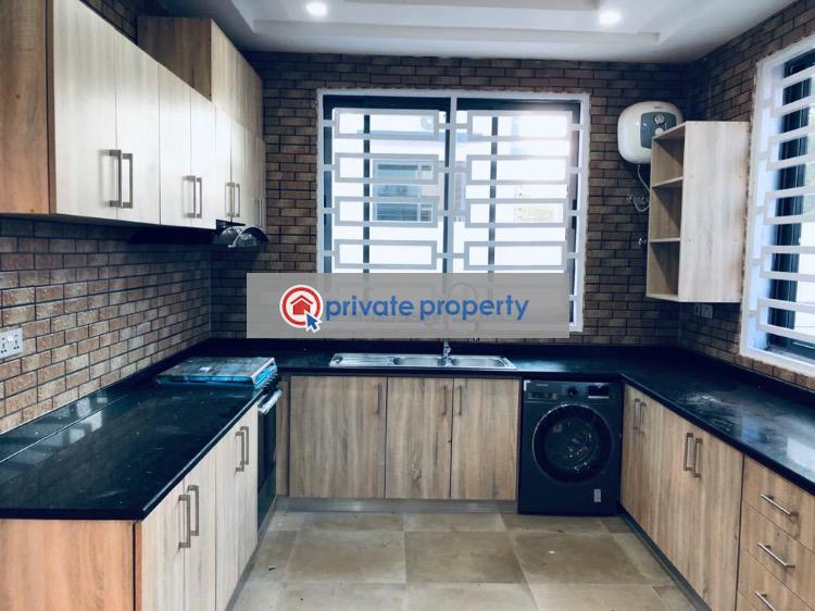 4 bedroom House For Sale &nbsp;ars Roundabout East Legon Accra - 4