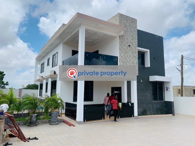 4 bedroom House For Sale &nbsp;ars Roundabout East Legon Accra - 2