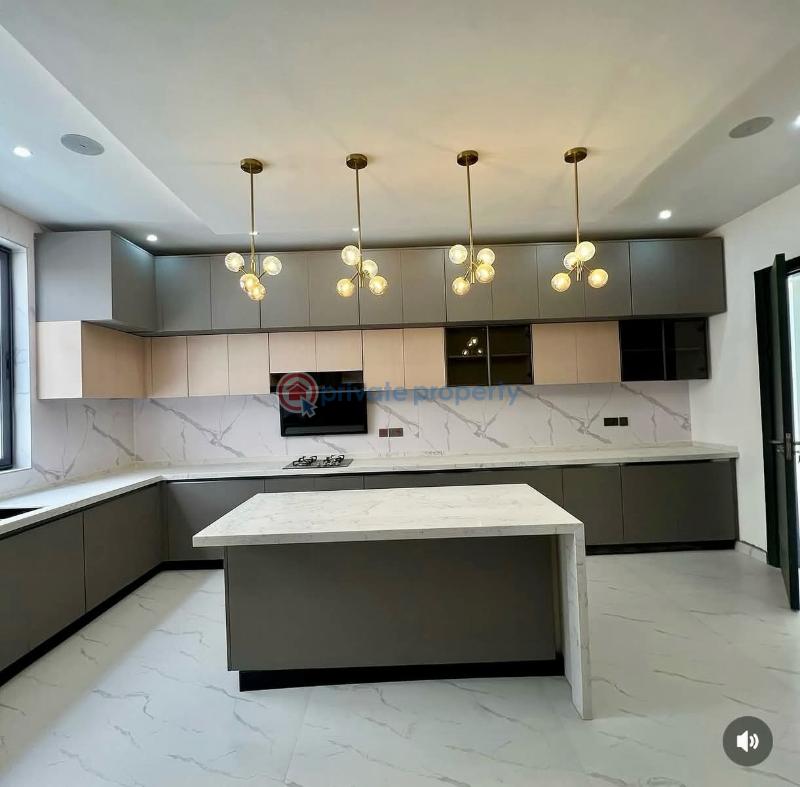 5 bedroom House For Sale Botwe School Junction School Junction East Legon Accra - 7