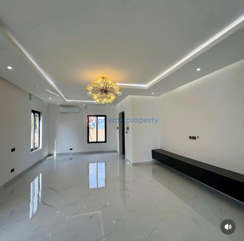 5 bedroom House For Sale Botwe School Junction School Junction East Legon Accra - 4