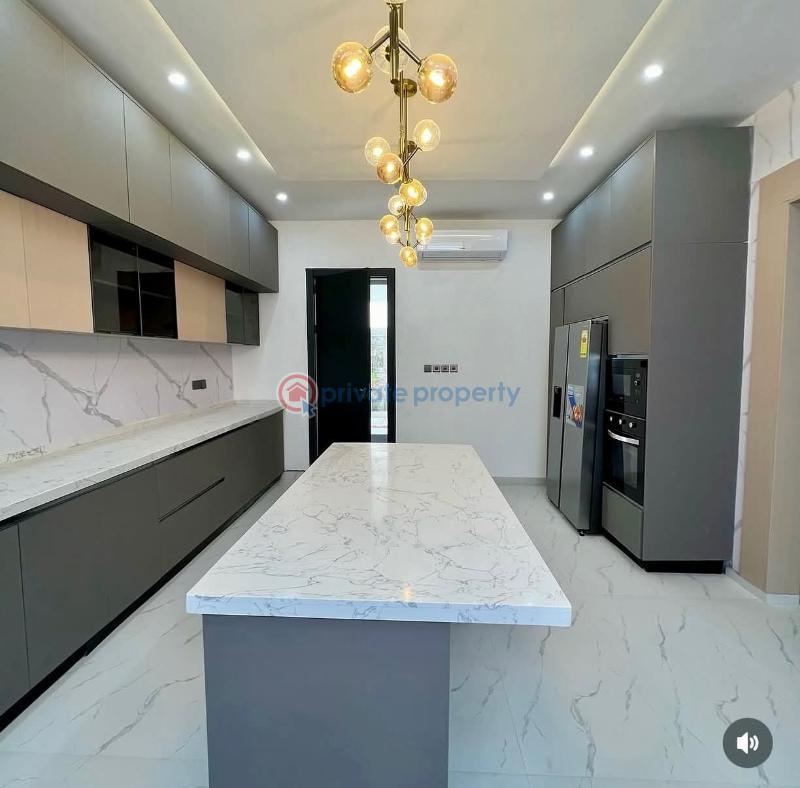 5 bedroom House For Sale Botwe School Junction School Junction East Legon Accra - 9