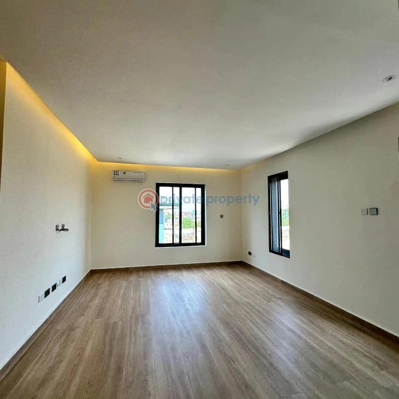 5 bedroom House For Sale Botwe School Junction School Junction East Legon Accra - 8