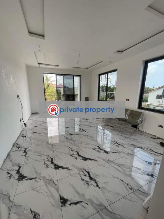 4 bedroom House For Sale &nbsp;lashibi Spintex Accra - 4