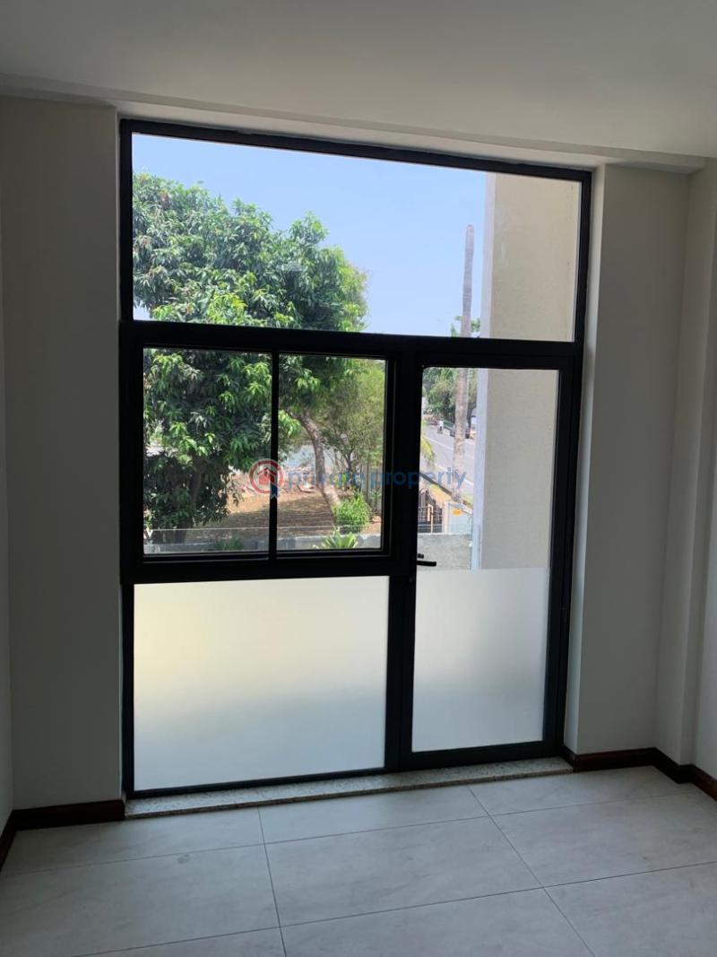 4 bedroom Townhouse For Sale Airport Residential Area Accra - 6