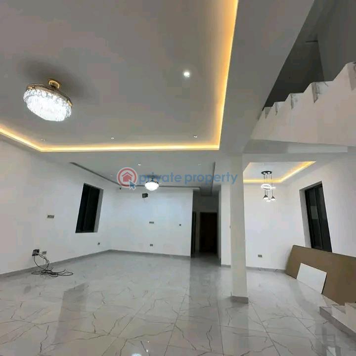 4 bedroom Townhouse For Sale Ogbojo Adenta Municipal Accra - 9