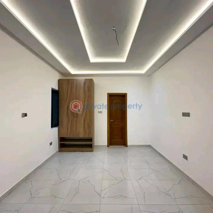 4 bedroom Townhouse For Sale Ogbojo Adenta Municipal Accra - 8