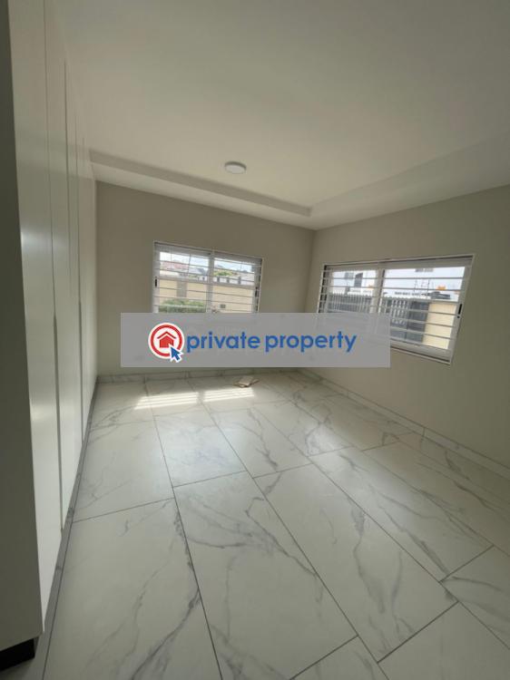 5 bedroom House For Sale &nbsp;east Airport East Airport Airport Residential Area Accra - 4