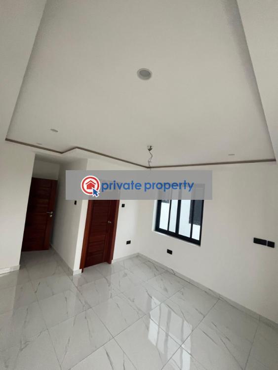 5 bedroom House For Sale &nbsp;east Airport Airport Residential Area Accra - 9