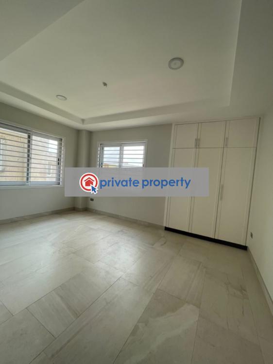 5 bedroom House For Sale &nbsp;east Airport East Airport Airport Residential Area Accra - 9