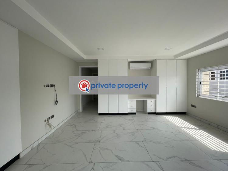 5 bedroom House For Sale &nbsp;east Airport East Airport Airport Residential Area Accra - 5