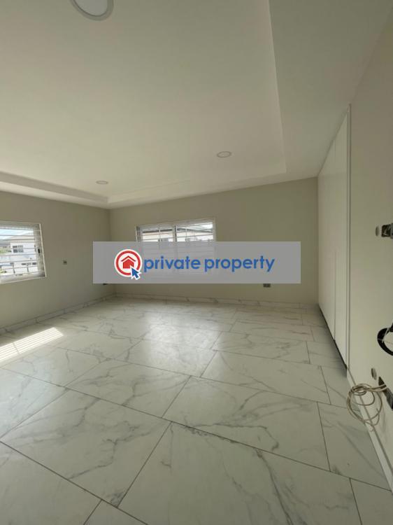 5 bedroom House For Sale &nbsp;east Airport East Airport Airport Residential Area Accra - 6