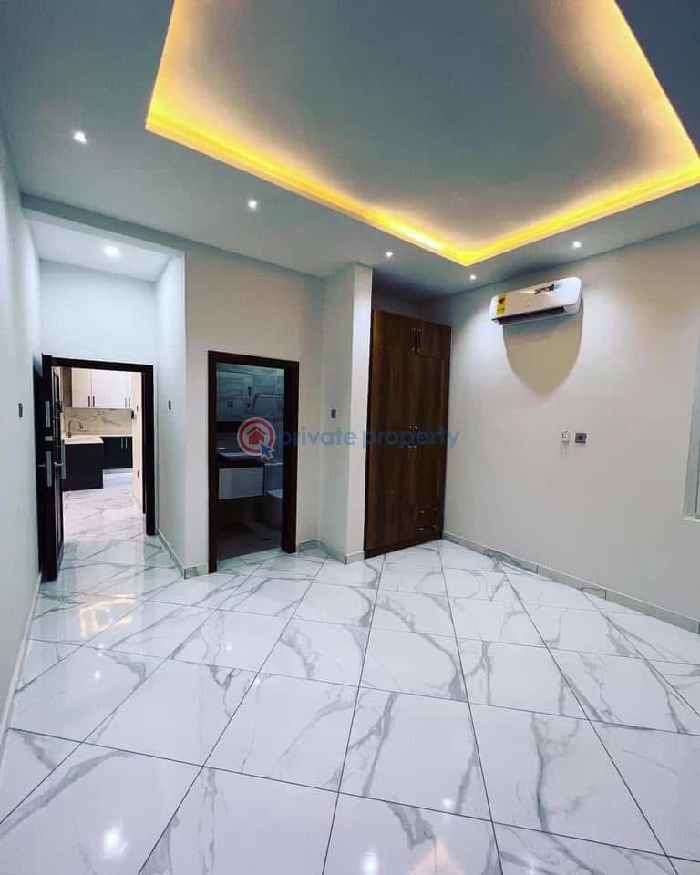 5 bedroom House For Sale Eastlegon School Junction East Legon Accra - 5