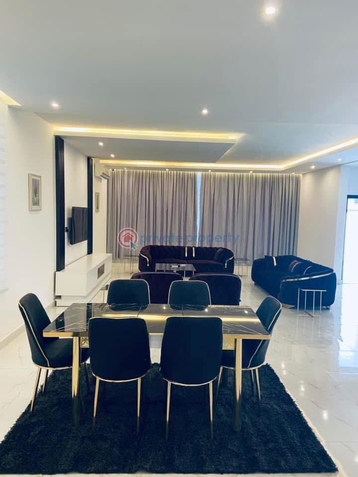 5 bedroom House For Sale Botwe School Junction East Legon Accra - 1
