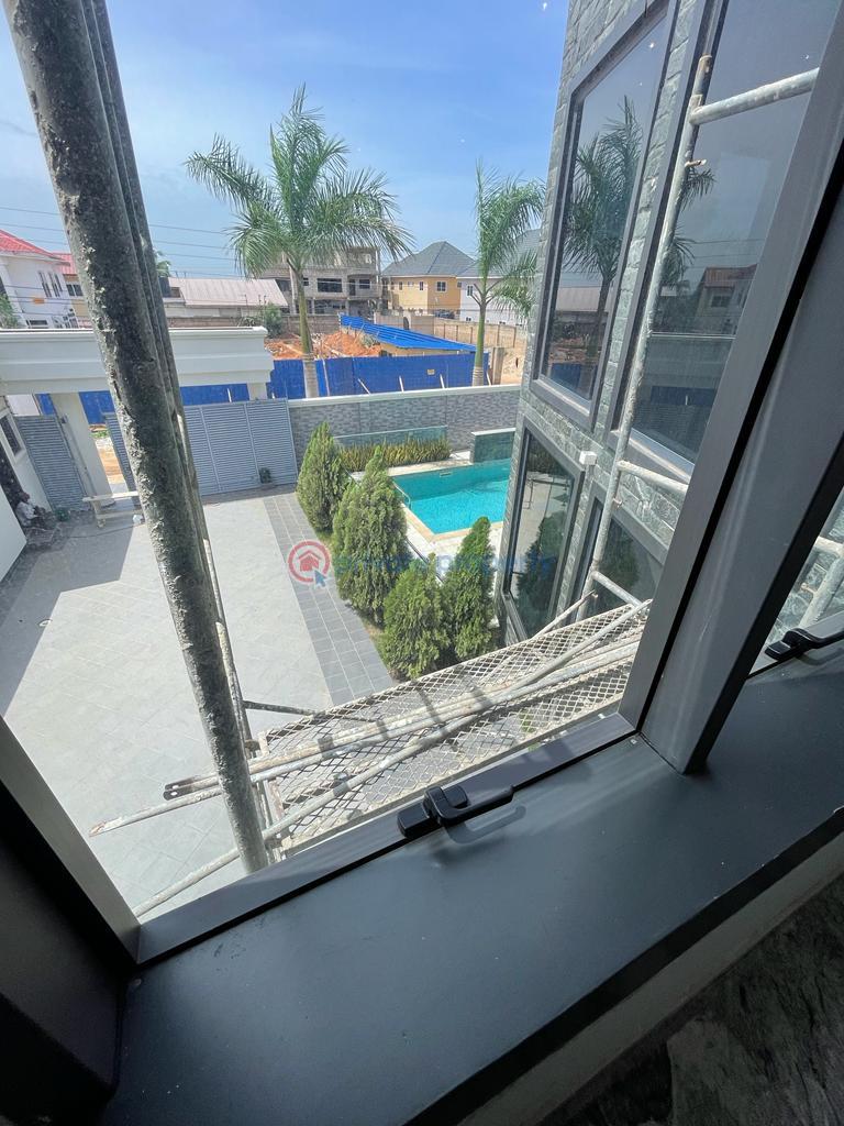 5 bedroom Townhouse For Sale Ogbojo Adenta Municipal Accra - 6