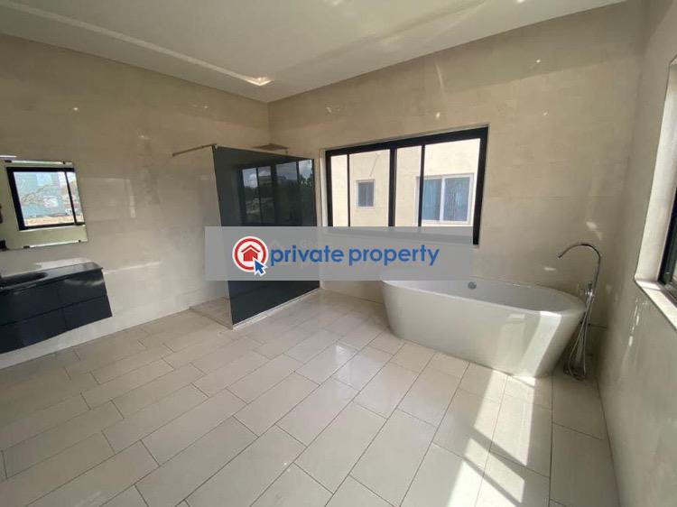 6 bedroom House For Sale &nbsp;ogbojo East Legon Accra - 23