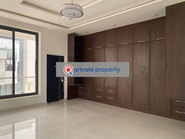 5 bedroom Detached Duplex For Sale Airport Residential Area Accra - 8