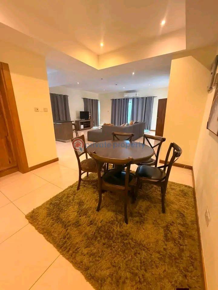 2 bedroom Apartment Short let Osu Road Accra - 8