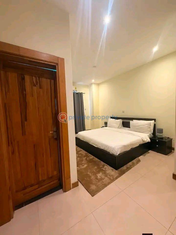 2 bedroom Apartment Short let Osu Road Accra - 5