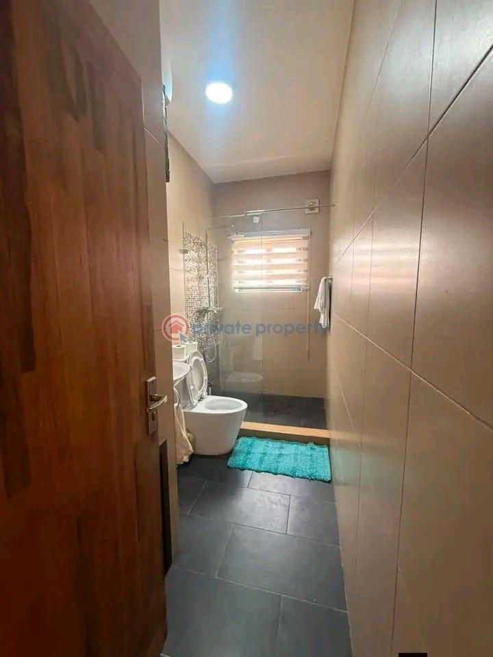 2 bedroom Apartment Short let Osu Road Accra - 2